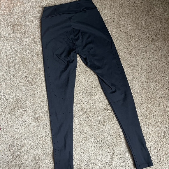 Gymshark Leggings - Picture 2 of 9